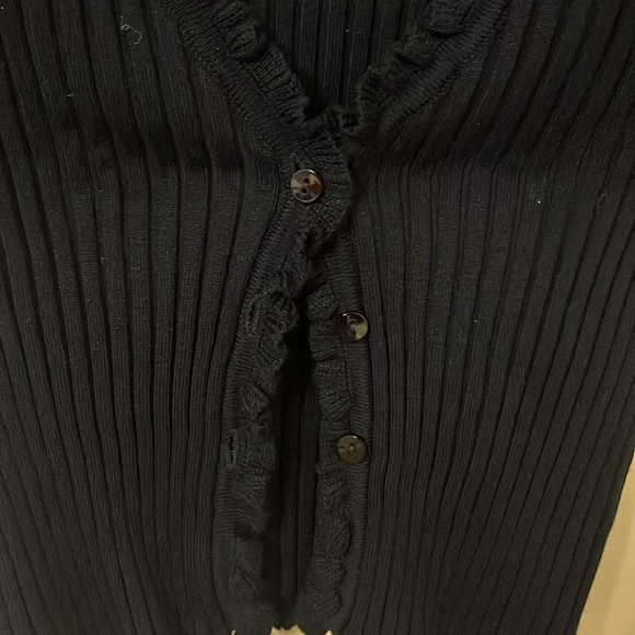 little button down top - Picture 3 of 4